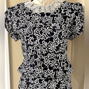 ⭐️Vintage⭐️ Karin Stevens 80’s Navy/White Cottage Core Lace Collar Midi Dress